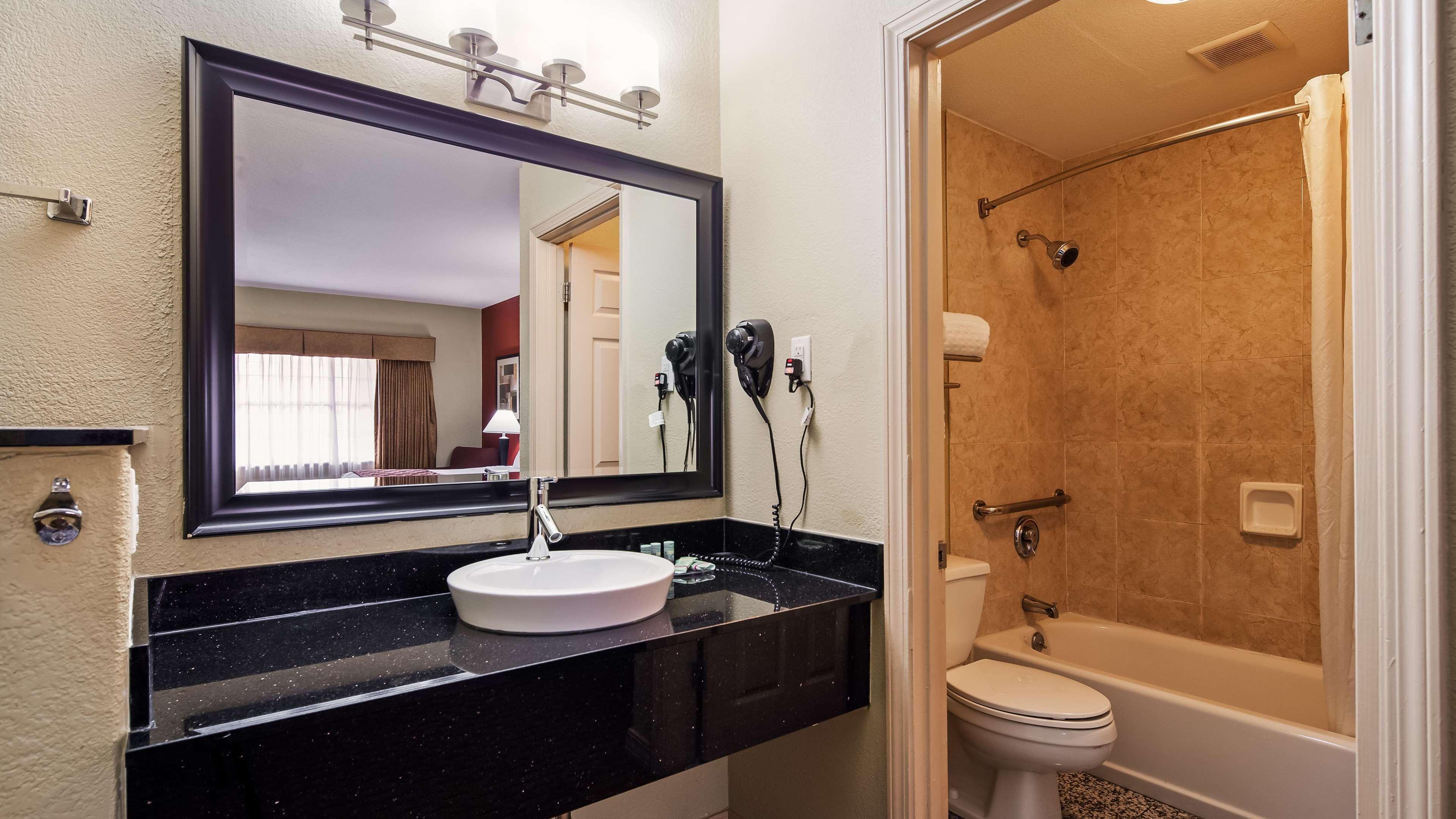 Best Western Airport Inn Monroe Esterno foto