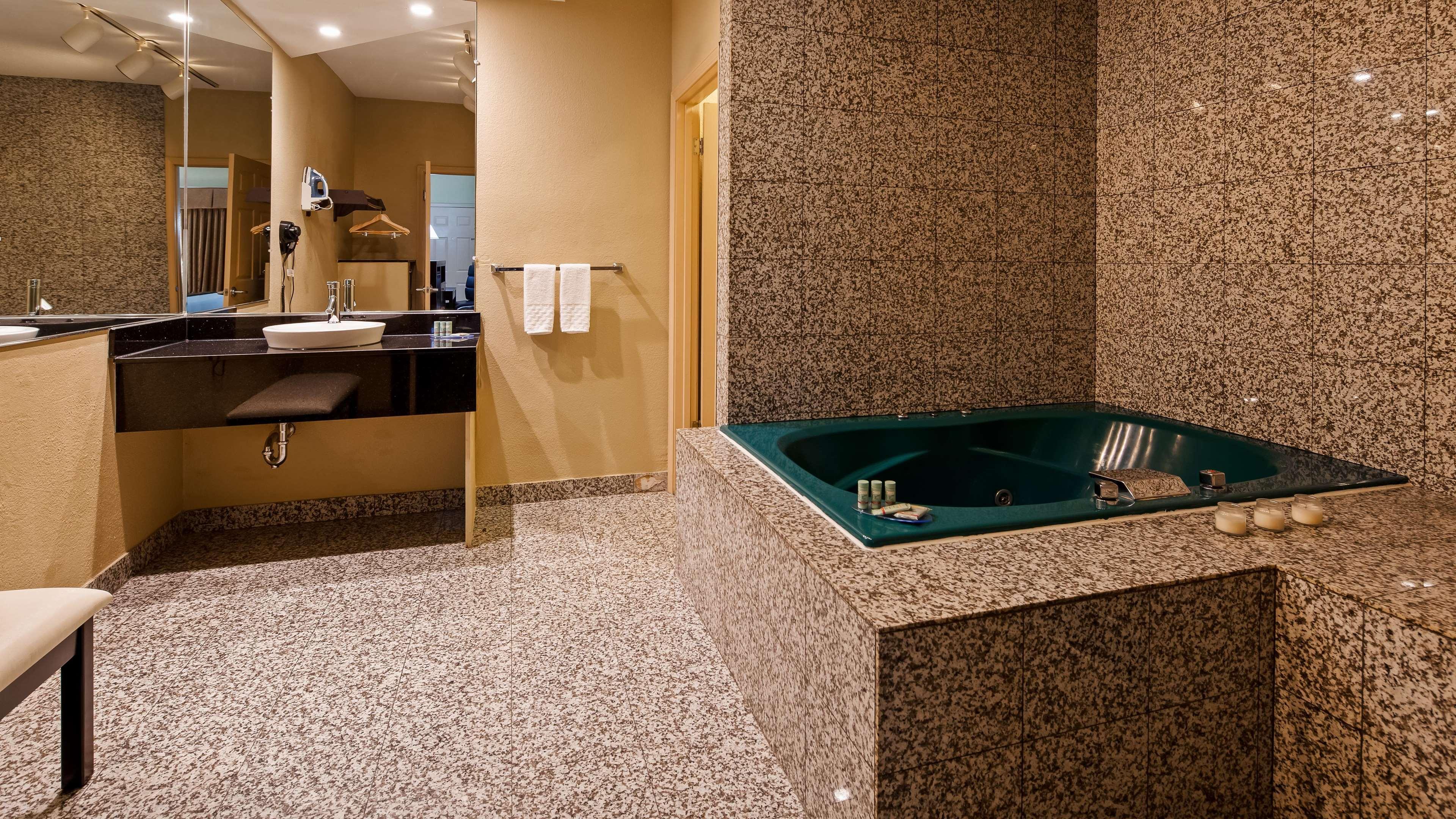 Best Western Airport Inn Monroe Esterno foto