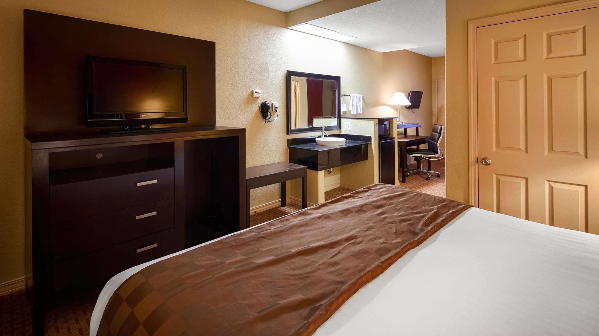 Best Western Airport Inn Monroe Esterno foto