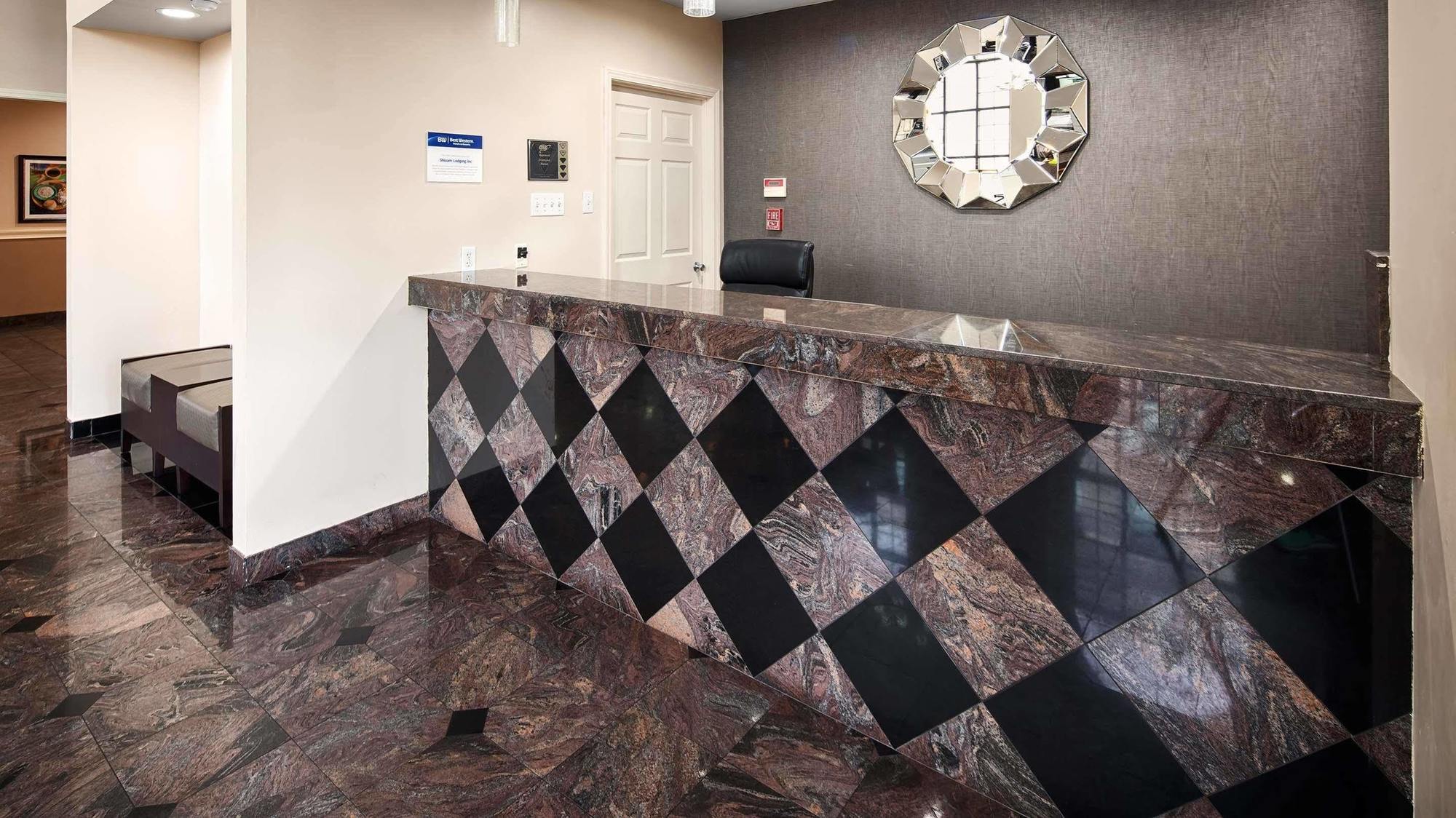 Best Western Airport Inn Monroe Esterno foto