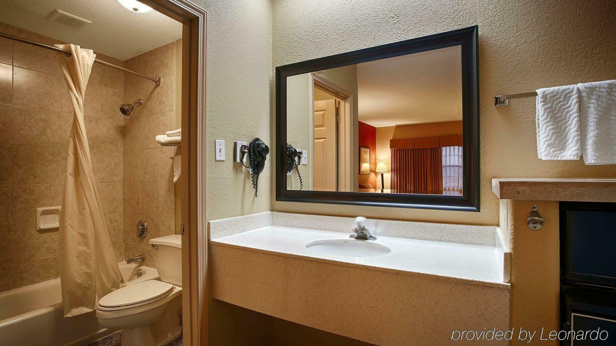 Best Western Airport Inn Monroe Esterno foto